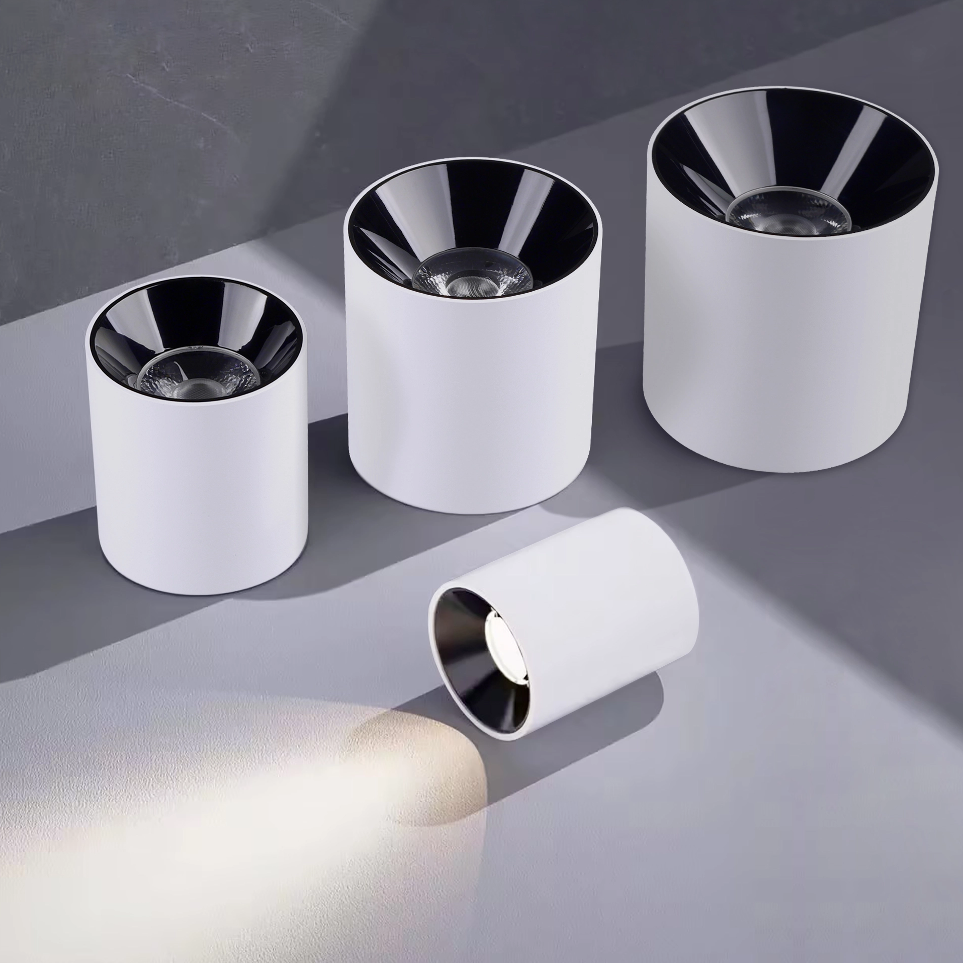 Hoe kan de verblinding binnenshuis door lampen in de sterke lichtomgeving van het Midden-Oosten worden verminderd?